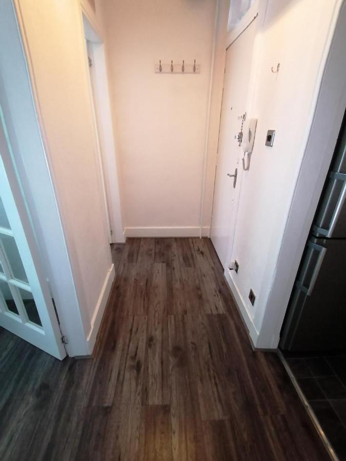 Entire Fabulous 2Bedroom First Floor Flat Located Within Close Proximity To City Centre & University Of Aberdeen With Private Parking 외부 사진